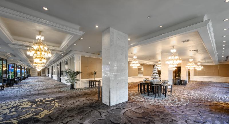 Centara Grand at Central Plaza Ladprao Bangkok - Teras
