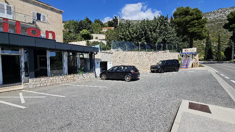 Villa Babilon - Genel