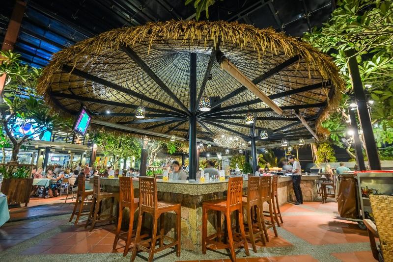Baan Laimai Beach Resort - Bar