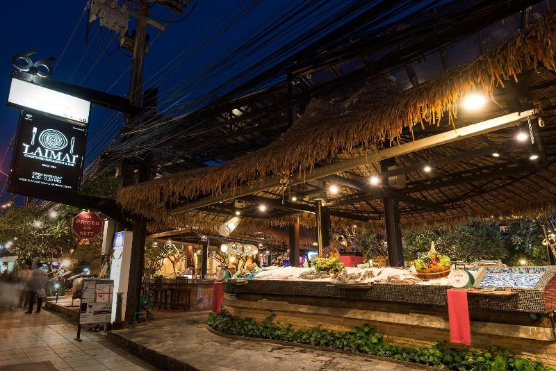Baan Laimai Beach Resort - Restoran