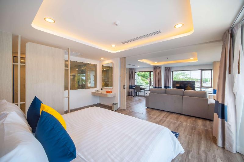 NH Boat Lagoon Phuket Resort - Oda
