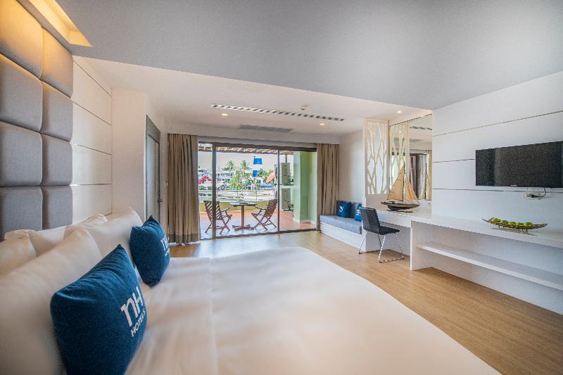 NH Boat Lagoon Phuket Resort - Oda
