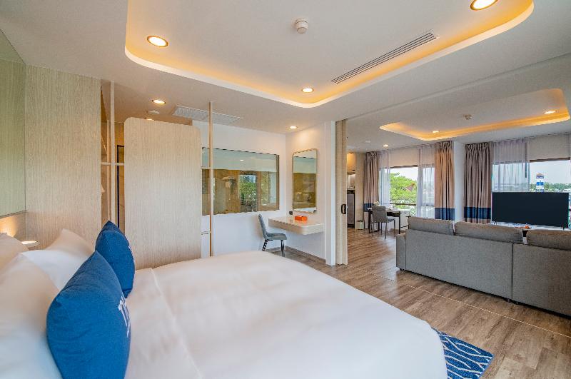 NH Boat Lagoon Phuket Resort - Oda