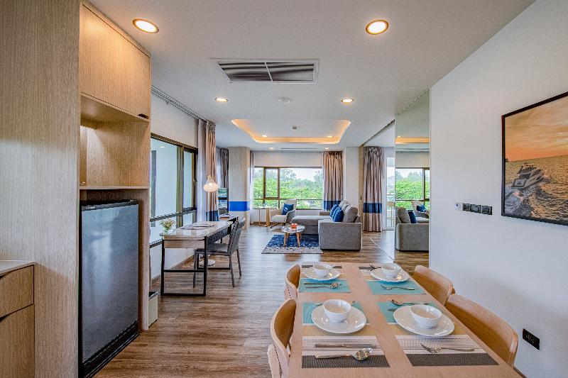 NH Boat Lagoon Phuket Resort - Oda