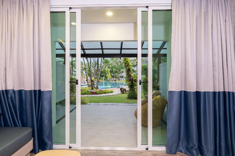 NH Boat Lagoon Phuket Resort - Oda