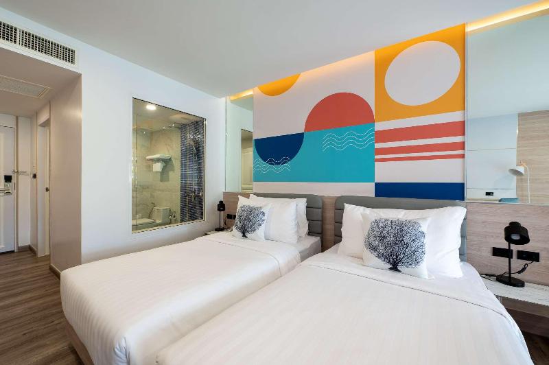 NH Boat Lagoon Phuket Resort - Oda