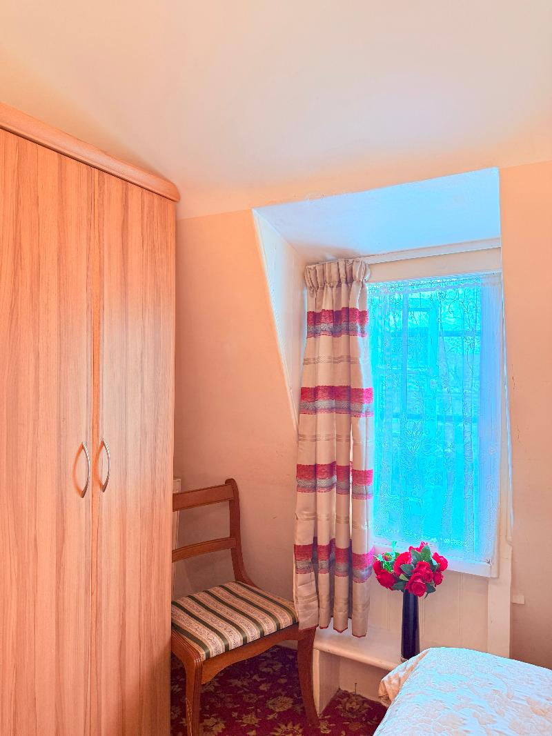 Albro House Hotel - Oda
