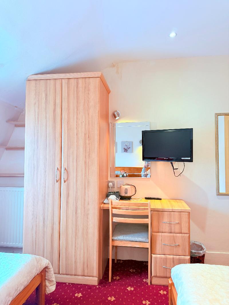 Albro House Hotel - Oda