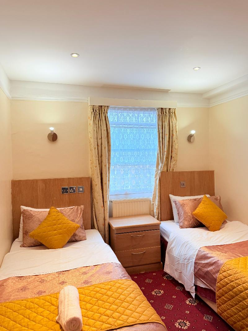 Albro House Hotel - Oda