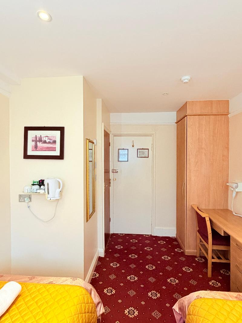 Albro House Hotel - Oda