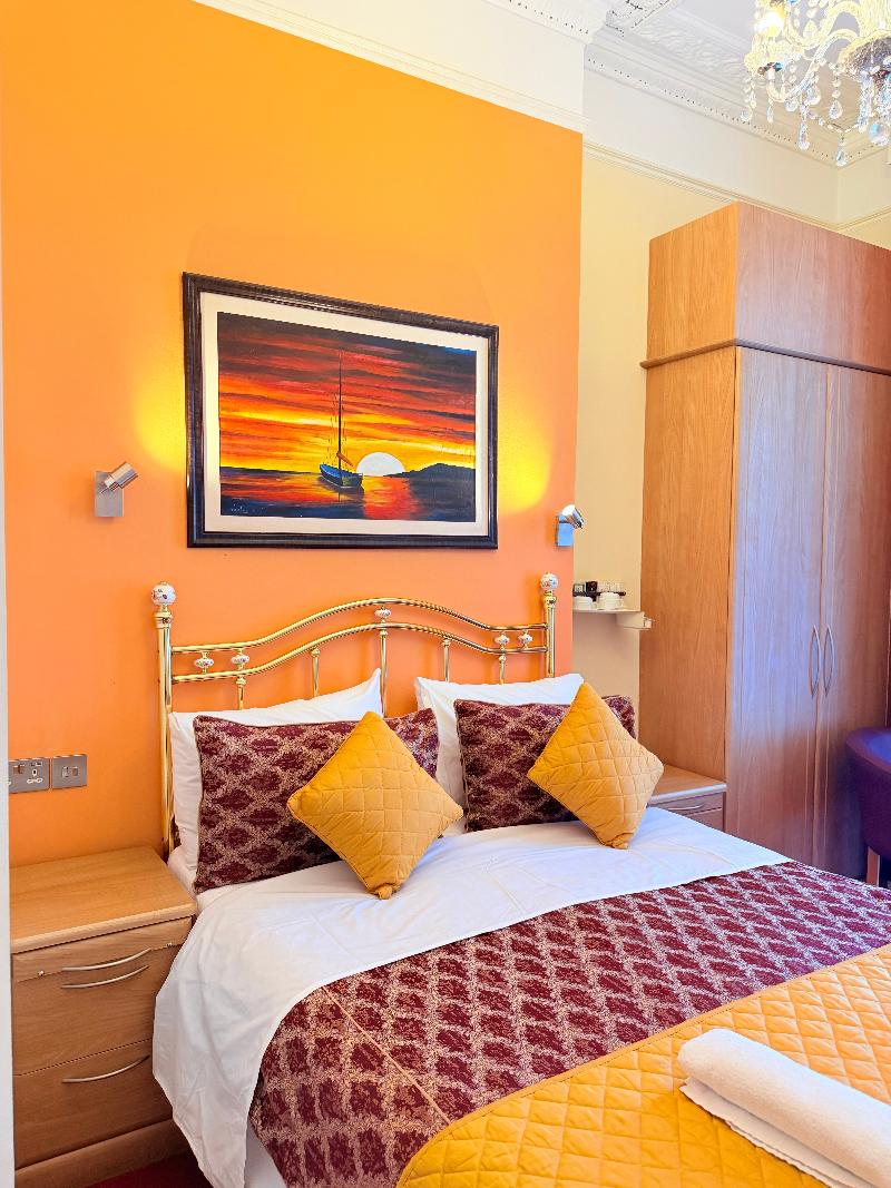 Albro House Hotel - Oda