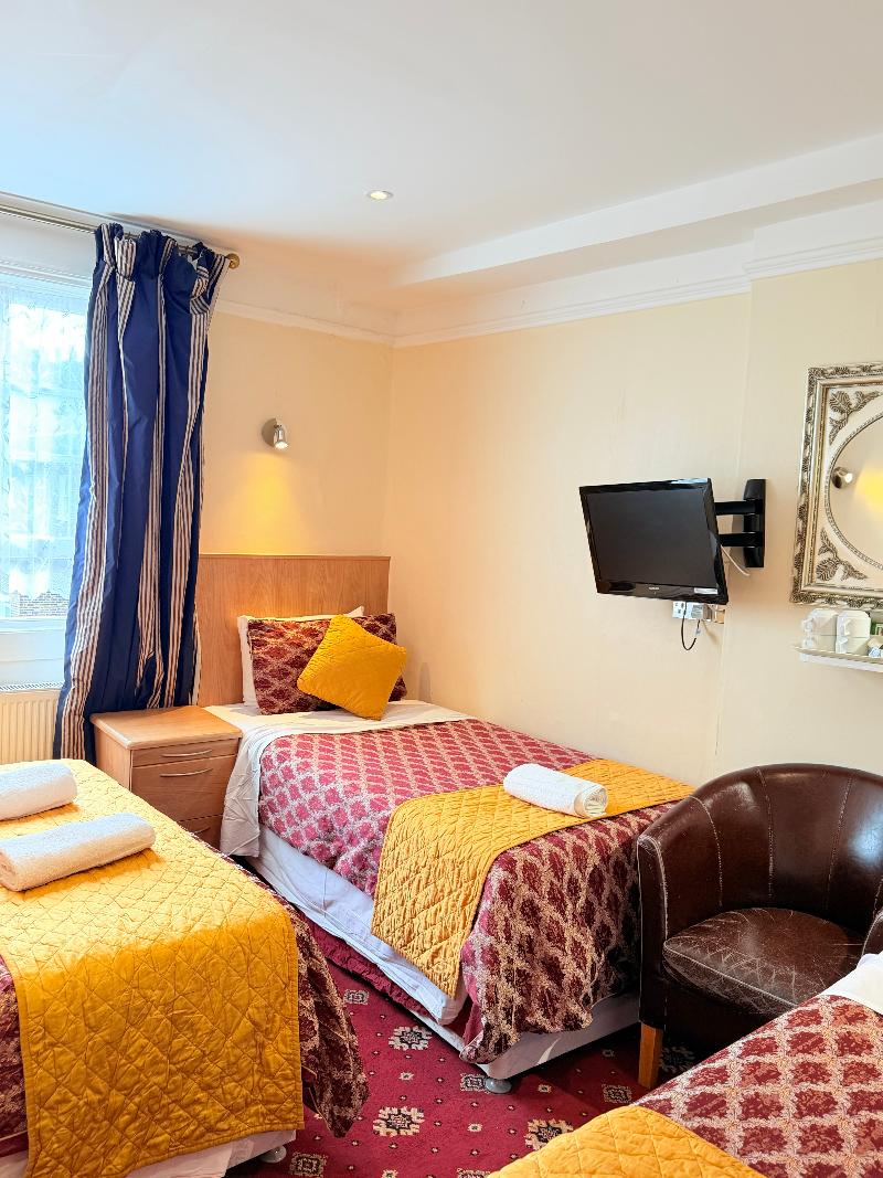 Albro House Hotel - Oda