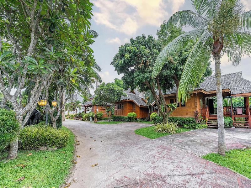 Romsak Lanna Resort By Zuzu - Genel