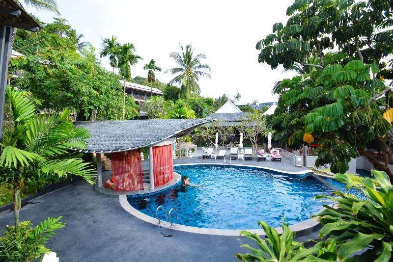 Andaman Cannacia Resort & Spa - Havuz