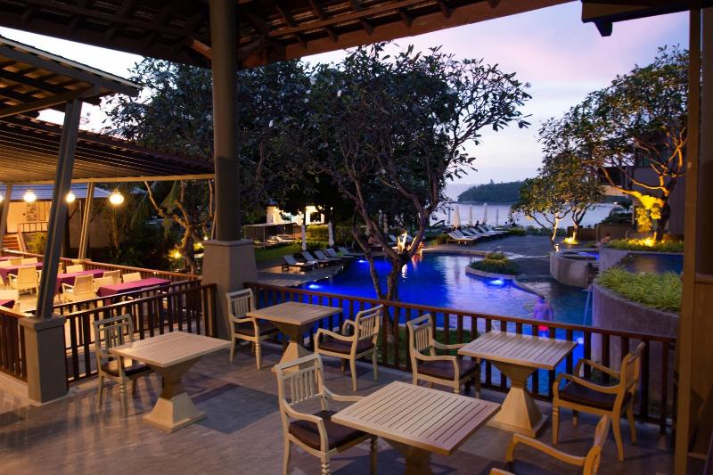Andaman Cannacia Resort & Spa - Restoran