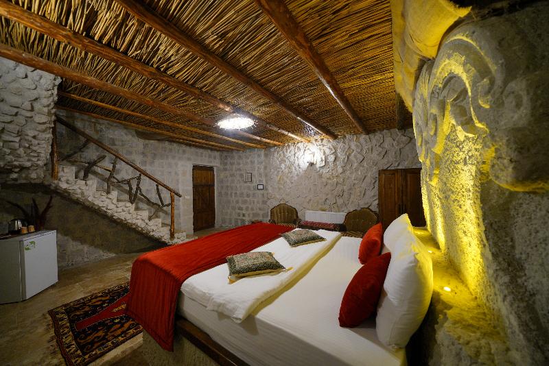 Nar Cave House - Genel