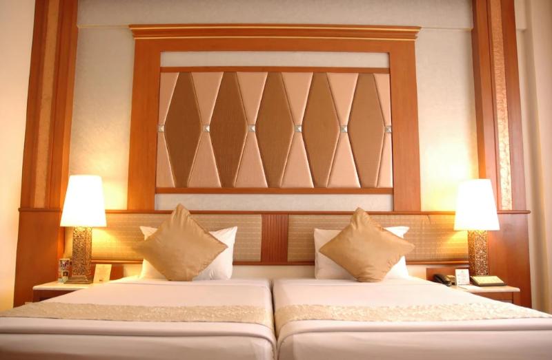 Asia Hotel Bangkok - Oda