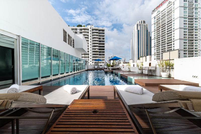 Night Hotel Bangkok - Asok Sukhumvit 15 - Havuz