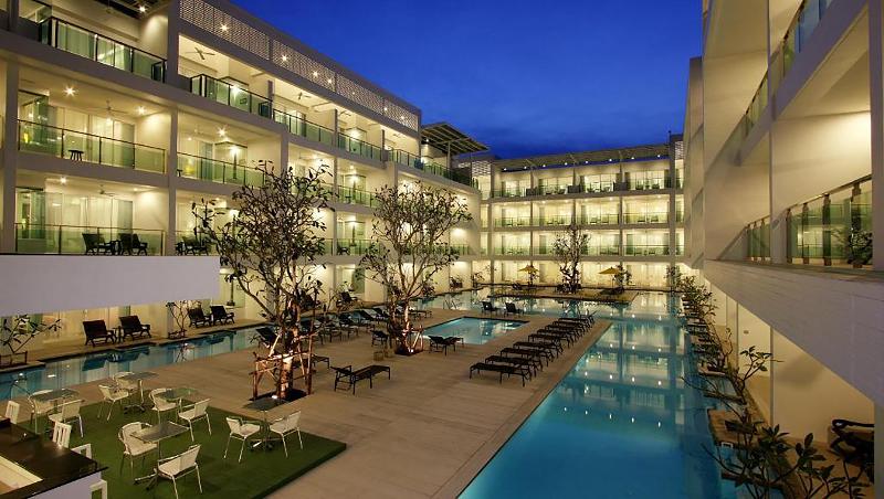The Old Phuket Karon Beach Resort - Genel