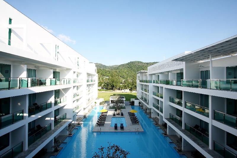The Old Phuket Karon Beach Resort - Oda