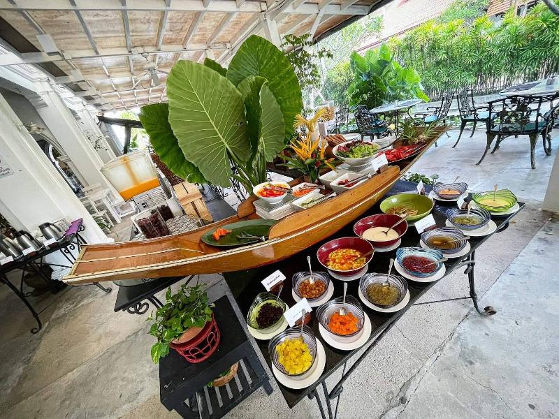 The Old Phuket Karon Beach Resort - Restoran