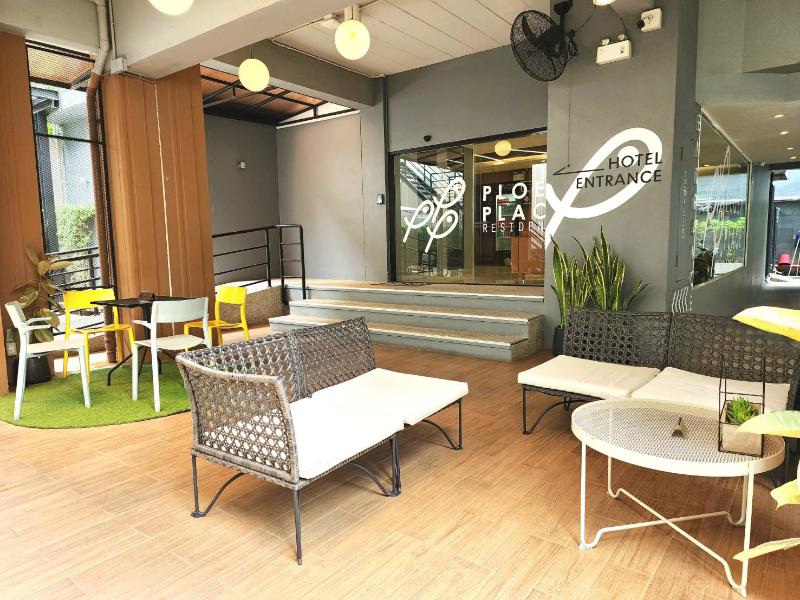 Ploen Place Residence - Lobi