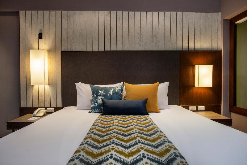 Courtyard by Marriott Phuket, Patong Beach - Oda