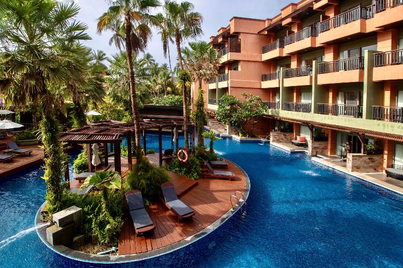 Courtyard by Marriott Phuket, Patong Beach - Havuz