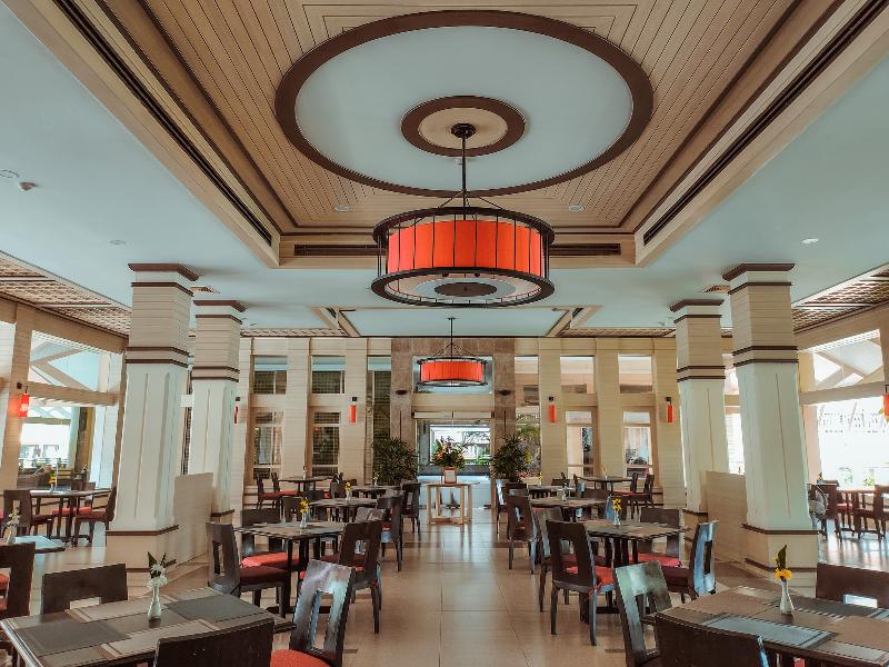 Courtyard by Marriott Phuket, Patong Beach - Restoran