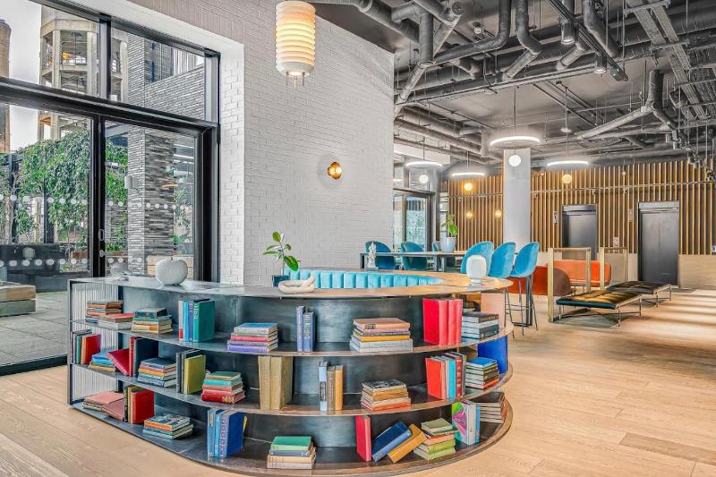 StayCozy Apartments in Kings Cross - Lobi