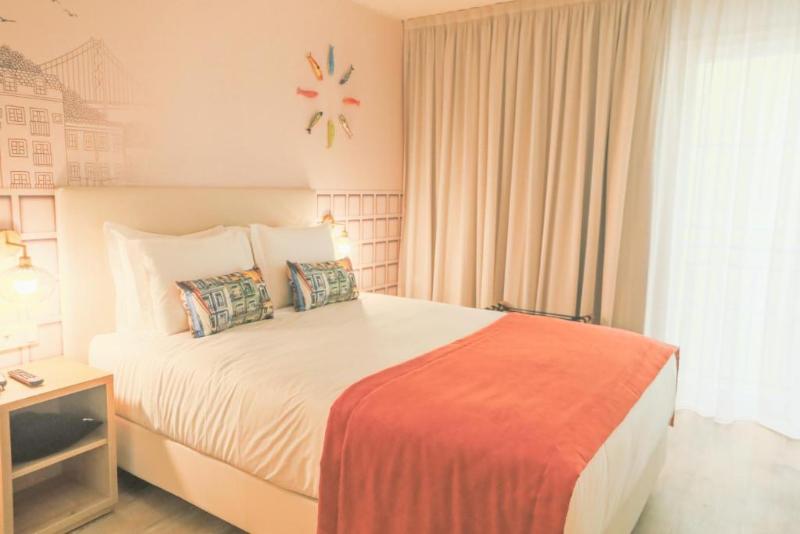 Mouraria Lisboa Hotel - Oda