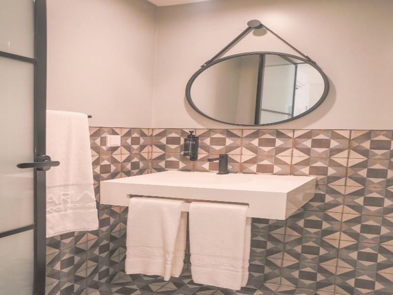 Mouraria Lisboa Hotel - Oda