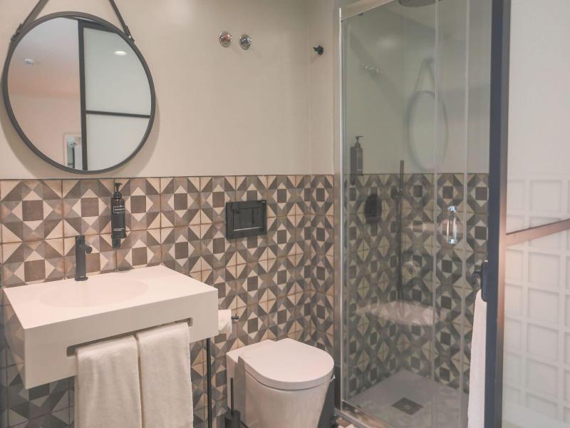Mouraria Lisboa Hotel - Oda