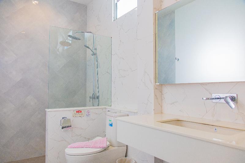 Alhambra Pool Villas & Pool Access Rooms - Oda