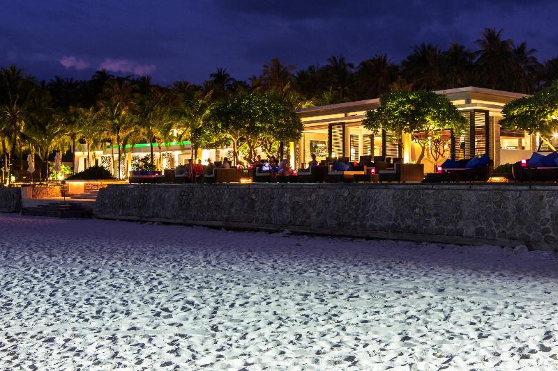The Racha - Bar