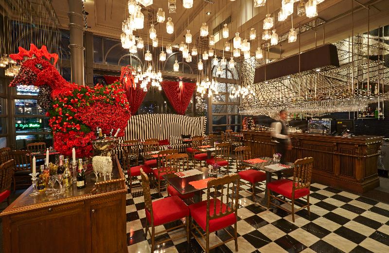 Woodlands Hotel and Resort - Bar