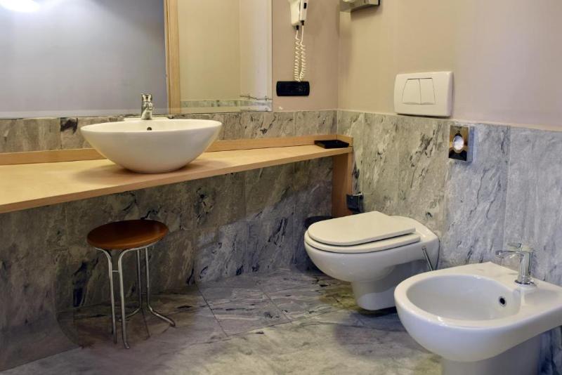 B&B hotel MIlano Cologno Studios - Oda