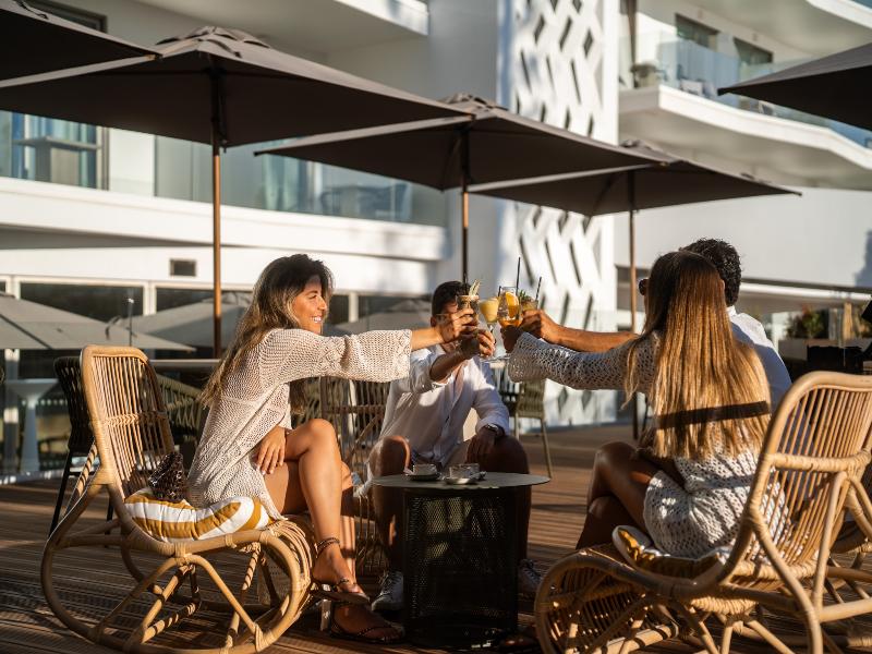 Castelo Suites Hotel - Bar