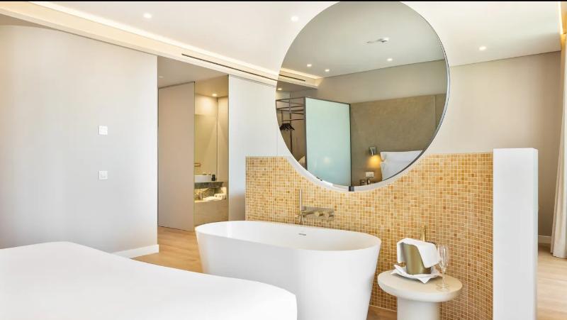 Castelo Suites Hotel - Oda