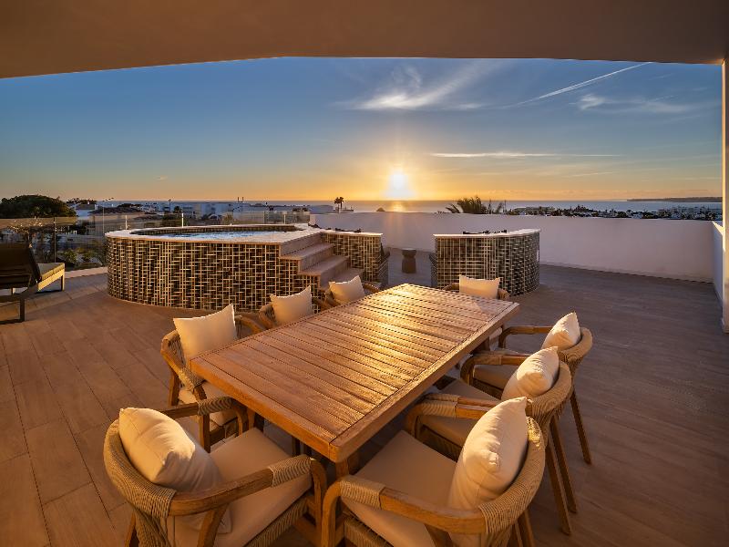 Castelo Suites Hotel - Oda