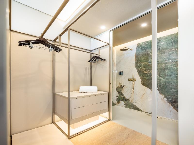 Castelo Suites Hotel - Oda