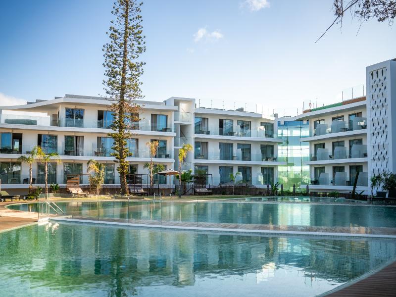 Castelo Suites Hotel - Havuz