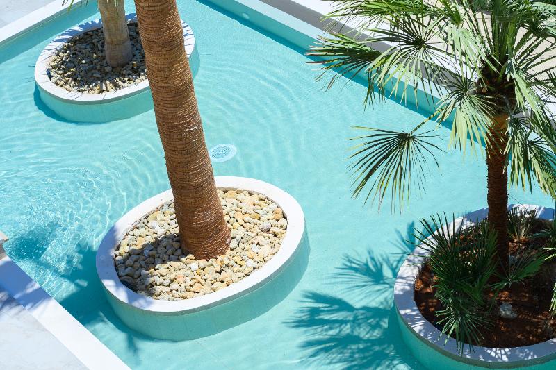 Envy Seaside Suites - Genel