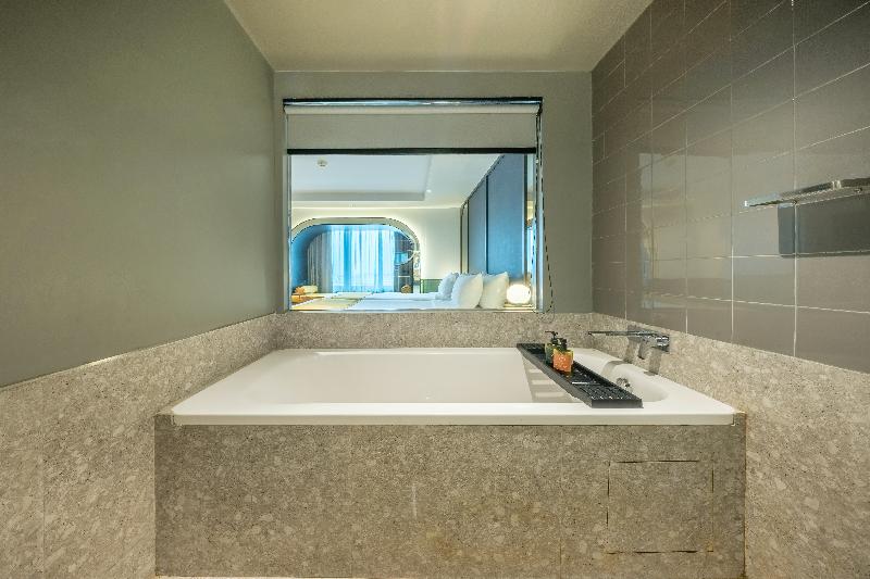 Graph Hotel (Formerly Bangkok Cha-da) - Oda