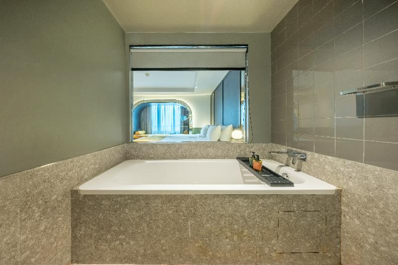 Graph Hotel (Formerly Bangkok Cha-da) - Oda