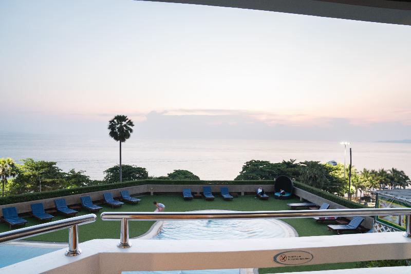 Grand Jomtien Palace Pattaya - Teras