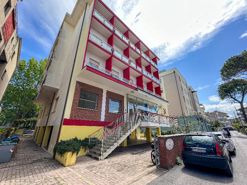 Hotel Serafini - Lobi