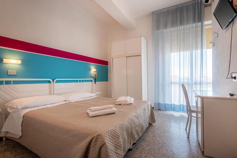 Hotel Serafini - Oda