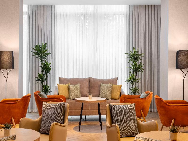 Hilton Garden Inn Baku - Lobi