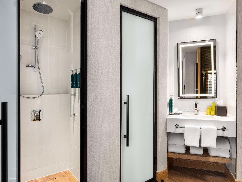 Hilton Garden Inn Baku - Oda